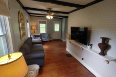 002-LivingRoom