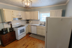 010-Kitchen