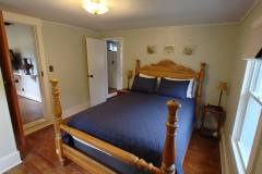 030-MasterBedroom